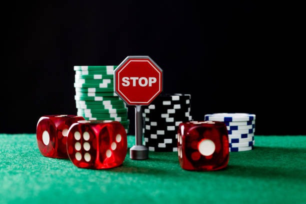 suka slot app interface showing live game options